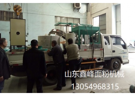 石磨磨面机组装车发货