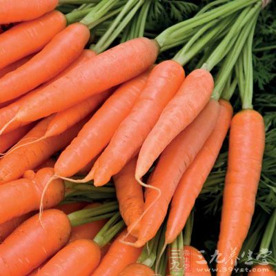 胡萝卜还含有降糖物质，是糖尿病人的良好食品